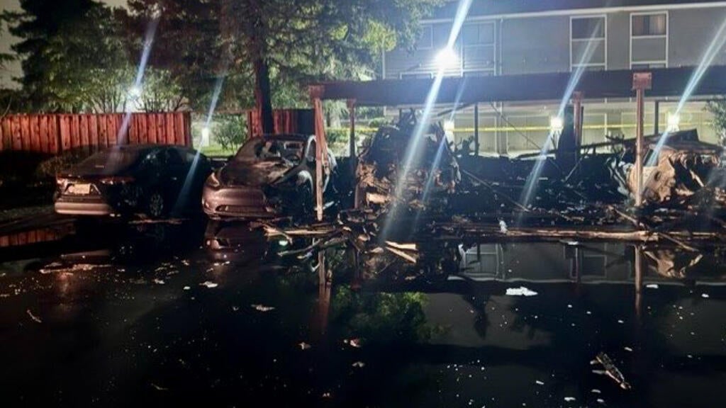 Overnight fire at San Jose housing complex damages more than 20 vehicles, carport — CBS Bay Area (KPIX), Odessa Community news