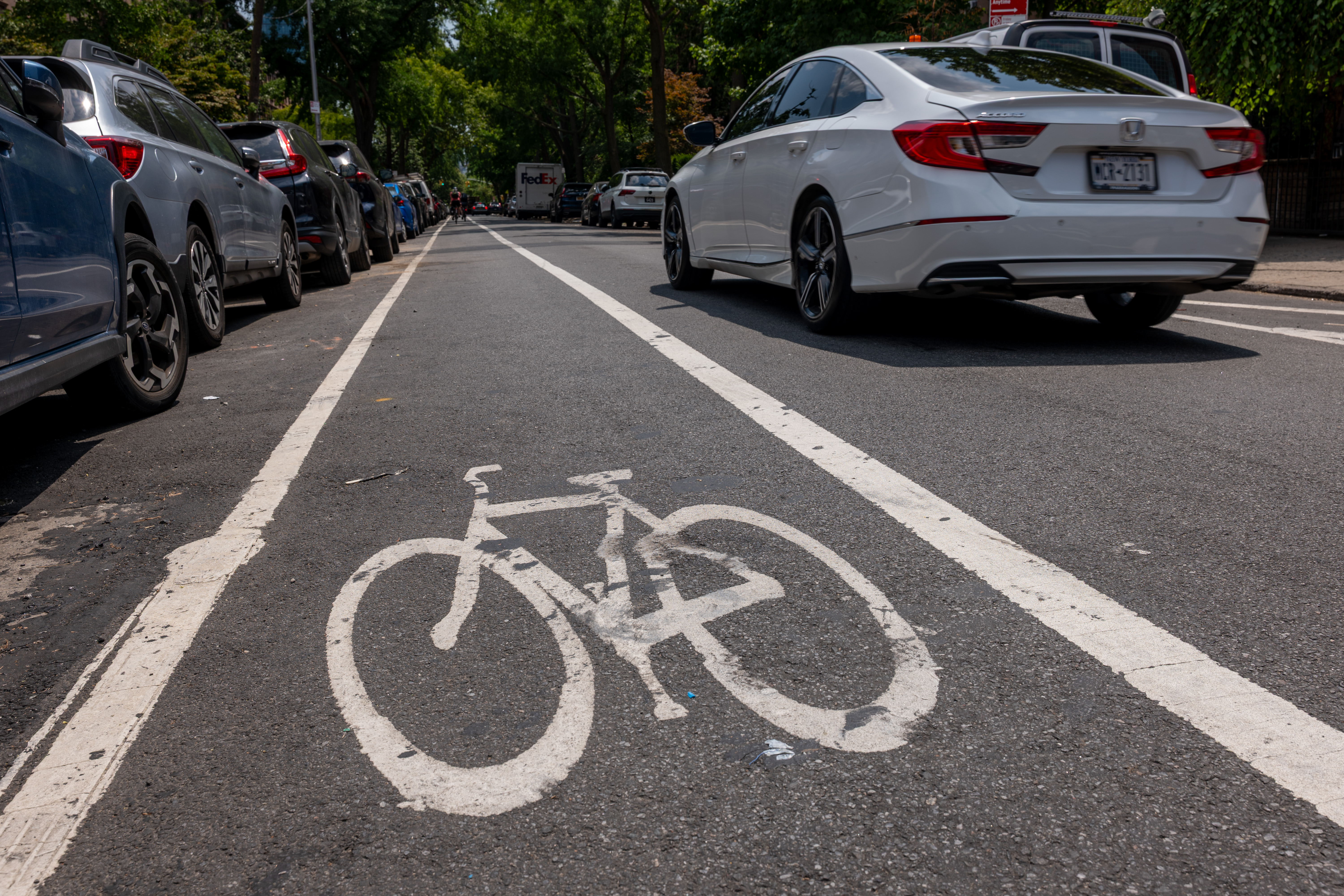 Ballot questions ask NYC voters whether to cut red tape on outdoor dining, bike lanes — Gothamist, Odessa Dining news