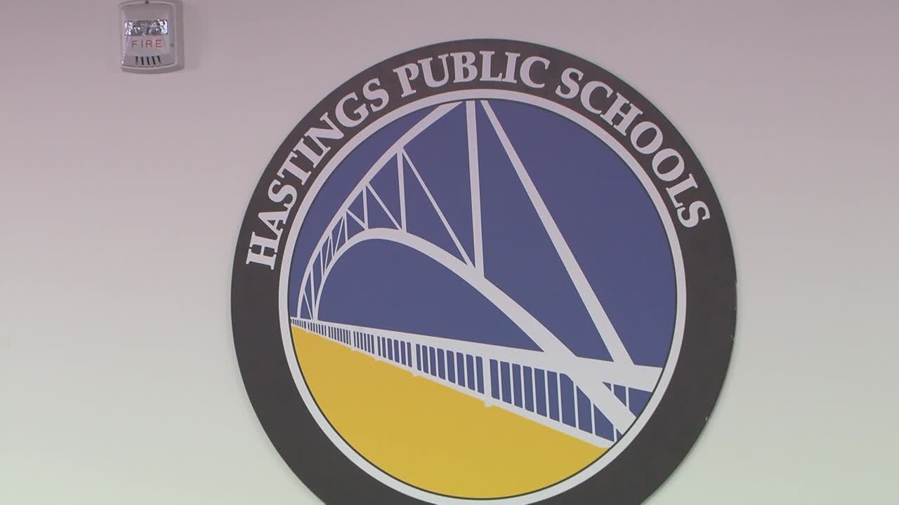 Hastings school officials discuss policy change on what’s allowed on school walls — KSTP 5 — Gopher, Odessa Schools news