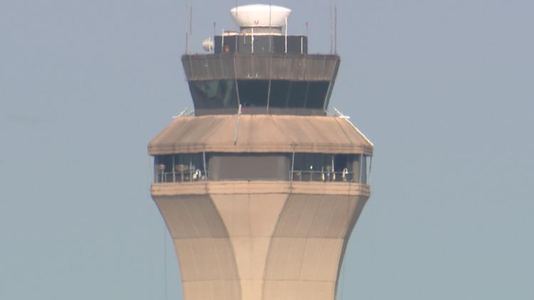 Flight precautionarily evacuated at Houston's Bush Airport after sensor indicated smoke in cabin, airline says — KHOU 11 (Houston), Odessa Community news