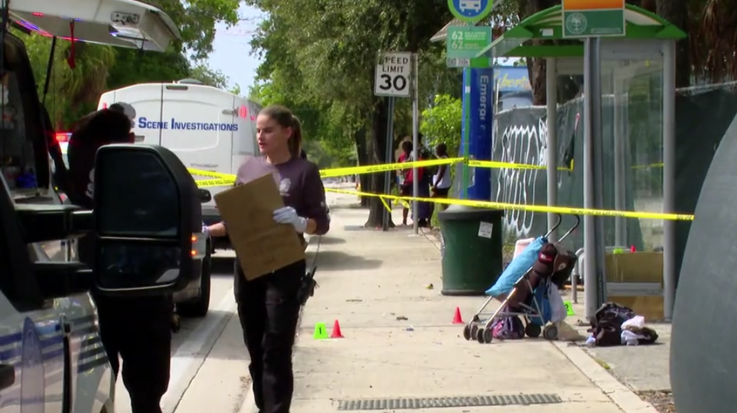 Attacker, victim injured in stabbing at Miami bus stop — WSVN 7 Miami-Dade, Odessa Community news